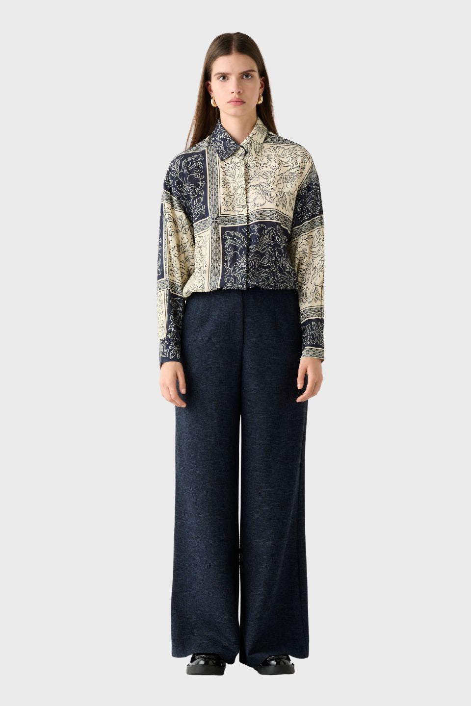 Galerie Drawstring Shirt