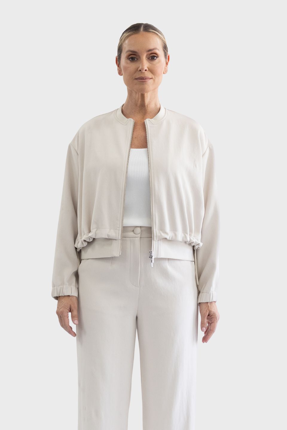 Chiara Bomber