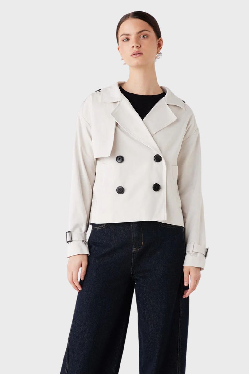 Avenue Cropped Trench