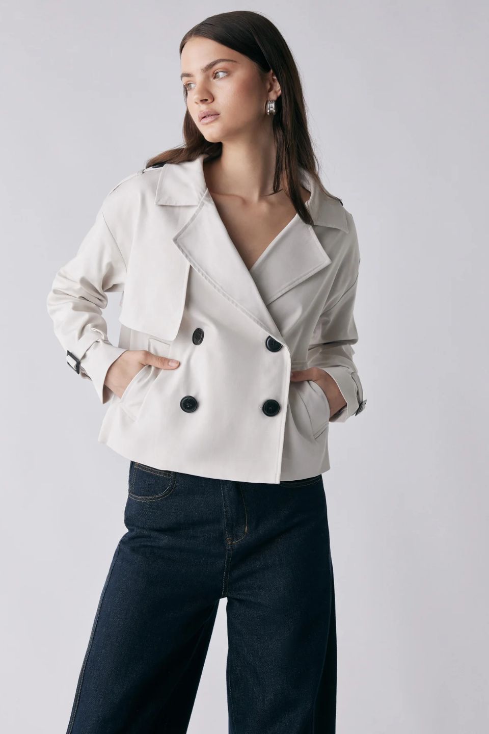 Avenue Cropped Trench