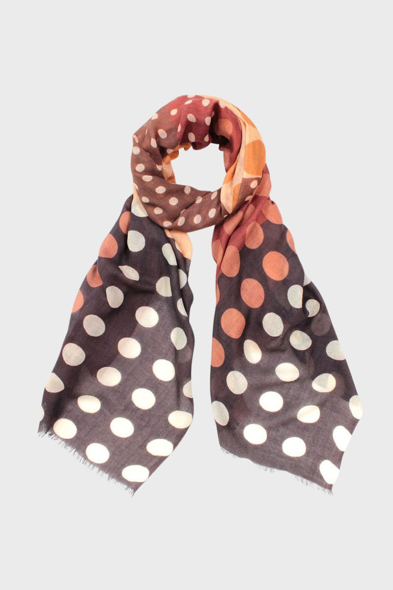 Futura Modern Scarfe