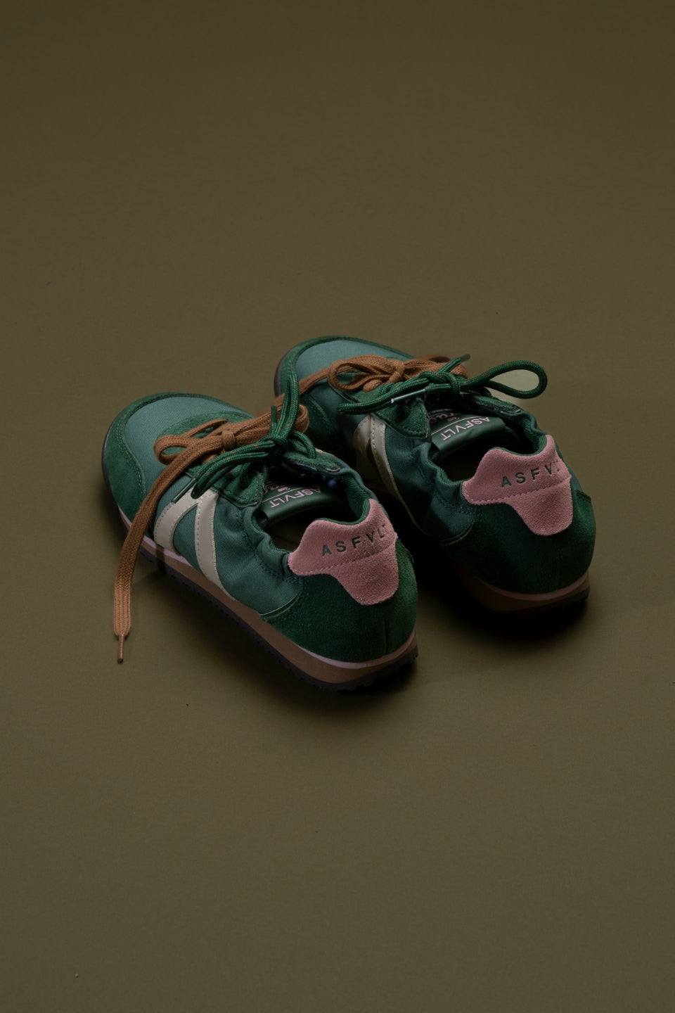 Grace Sneakers