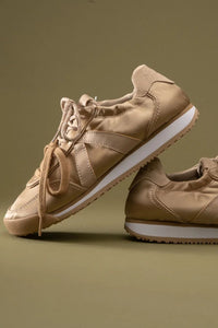 Grace Sneakers