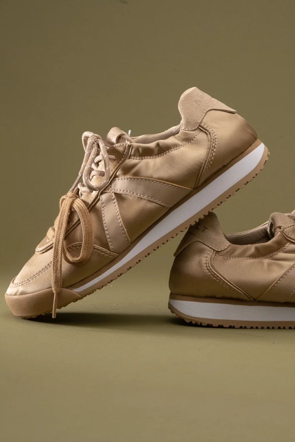 Grace Sneakers