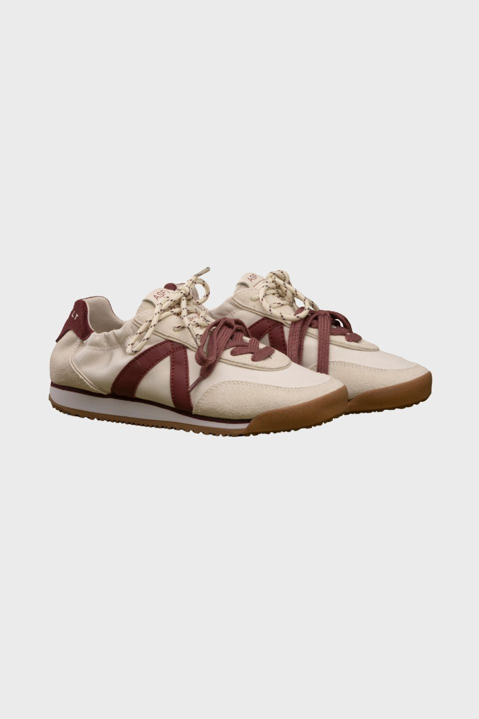 Grace Sneakers
