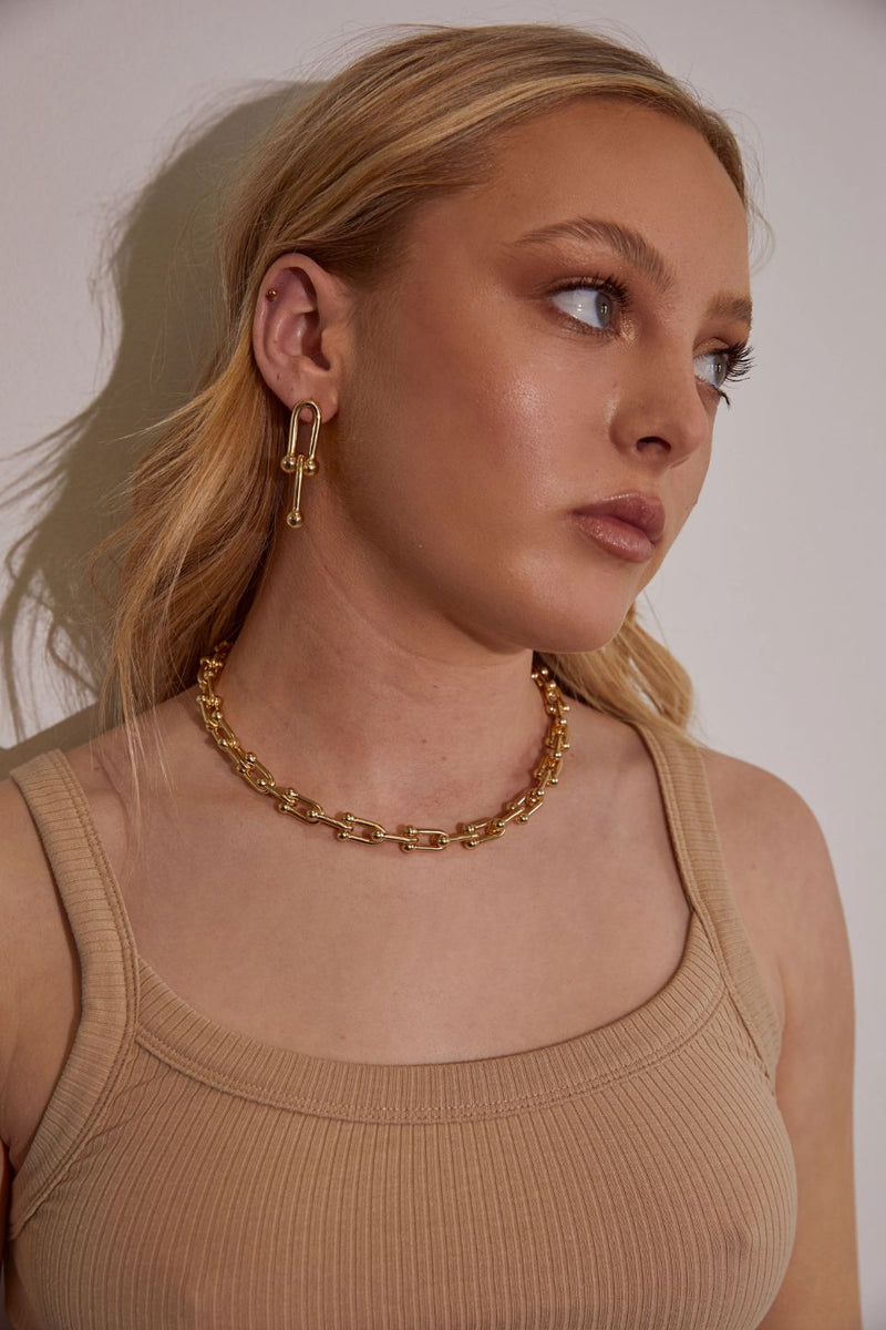 Bond Necklace