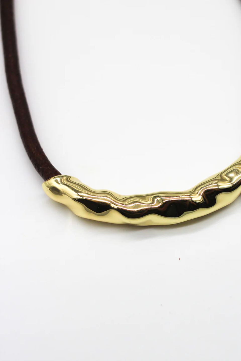 Summit Leather Choker