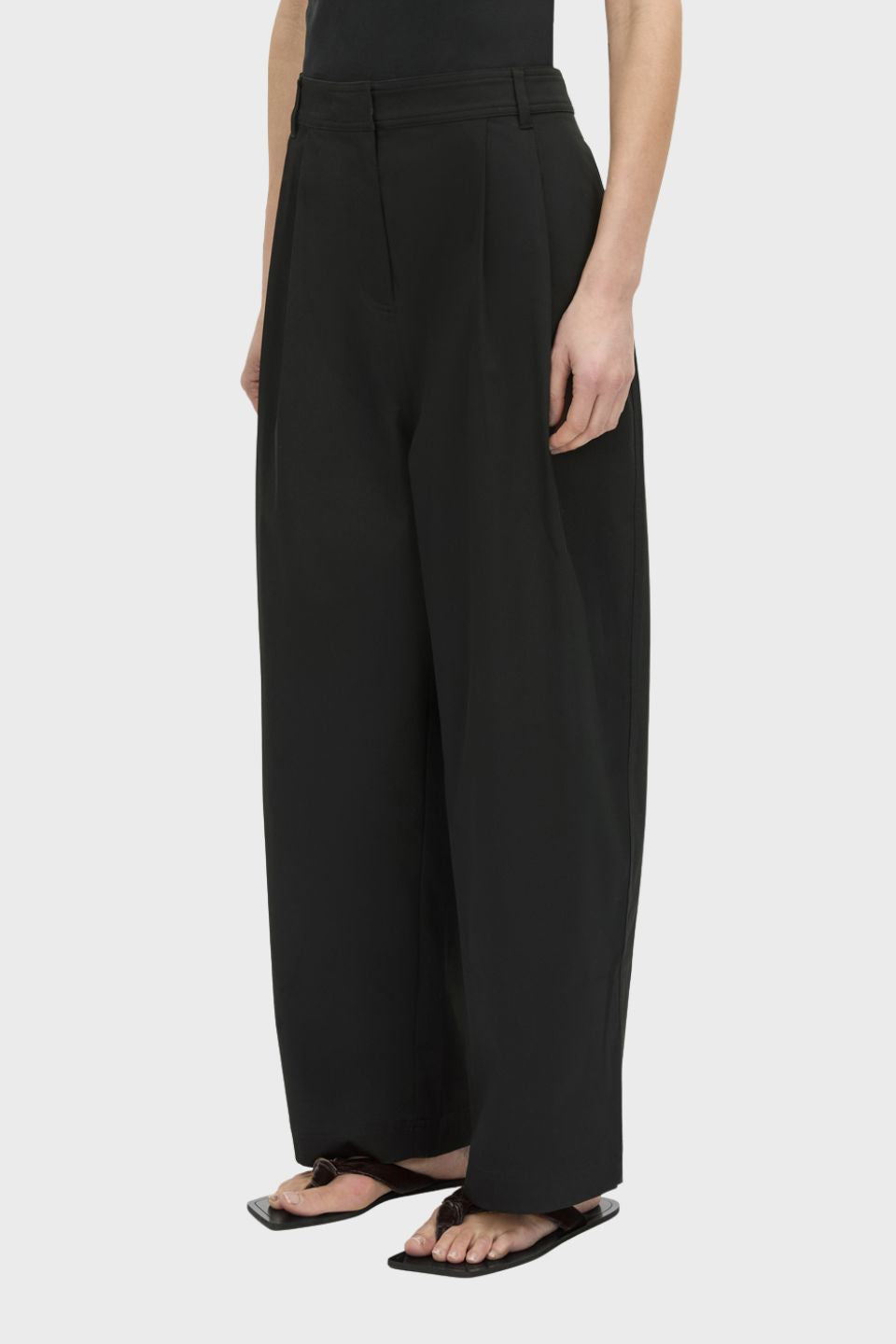 Lola Relaxed Pant