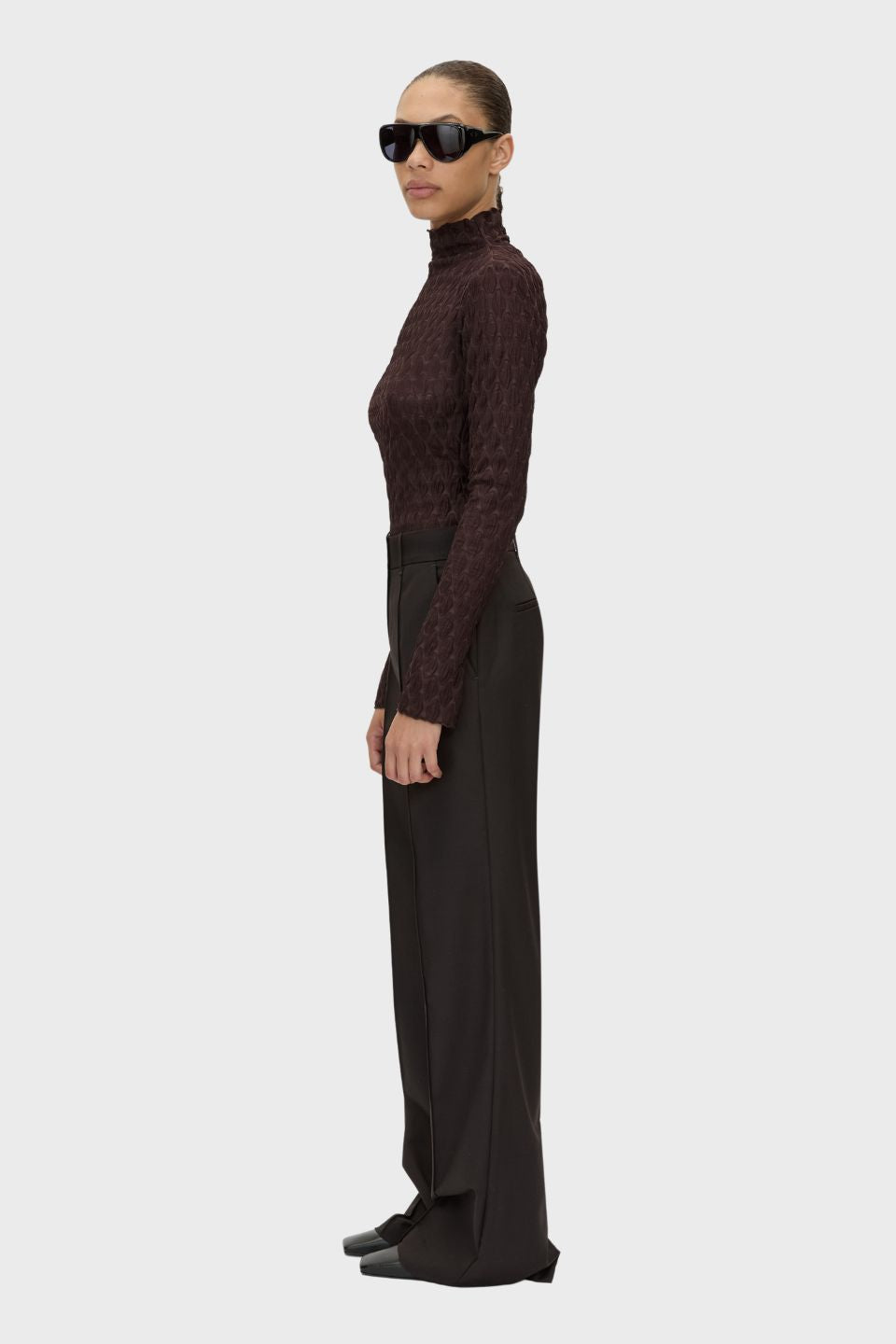 Saxony High Waisted Pintuck Pant